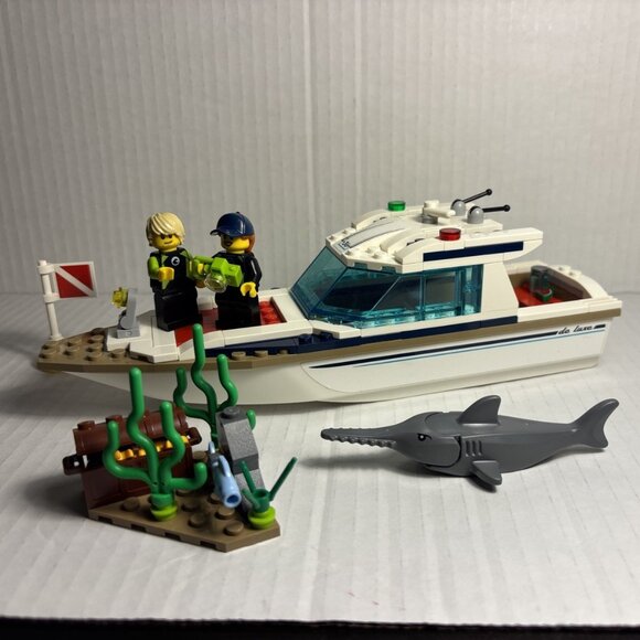 Lego Other - LEGO City Diving Yacht 60221 Complete